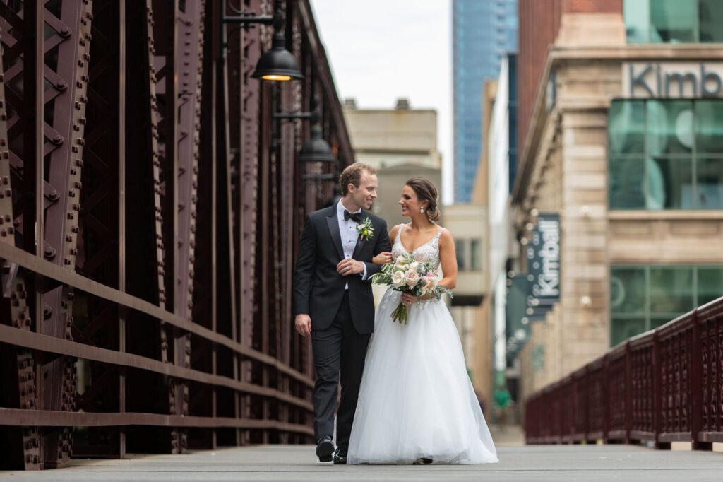 A Chicago Wedding Photographer with Real Experience